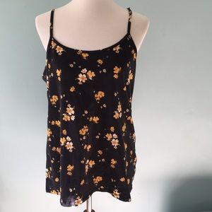 Torrid black camisole tan top yellow flowers